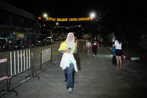 BIB: 
                            <button type="button" onclick="openModal(21794284)" class="btn btn-primary btn-sm float-right btn-popup" data-toggle="modal" data-target=".modal-high-quality">
                        <i class="fas fa-shopping-cart"></i> Add to Cart
                    </button>
                                            <button type="button" onclick="isThisMe(21794284, true)" class="btn btn-success btn-sm float-right btn-popup btn-isme hidden" data-toggle="tooltip" data-placement="bottom" title="นี่คือรูปของคุณใช่ไหม คลิกที่นี่เพื่อเอาเข้าอัลบั้ม">
                        <i class="fas fa-plus"></i> Add to album
                    </button>
                    <button type="button" onclick="isThisMe(21794284, false)" class="btn btn-warning btn-sm float-right btn-popup btn-isnotme hidden">
                        <i class="fas fa-ban"></i> Remove from album
                    </button>